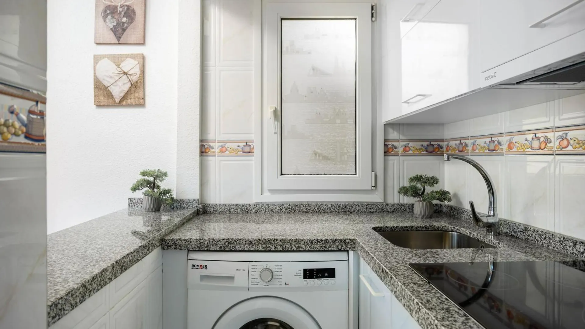 Wonderstays Apartamentos Morgan Malaga Spain