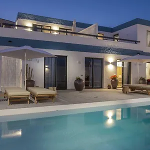 luxury-with-heated-pool-iv.in-canary-islands.com/